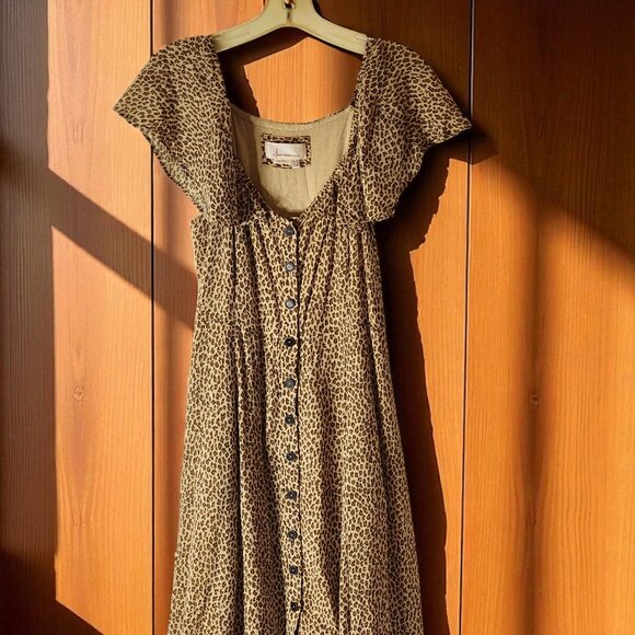 Anthropologie Leopard Print Maxi Dress, Button Front Flutter Sleeve Size 10P - Picture 1 of 9